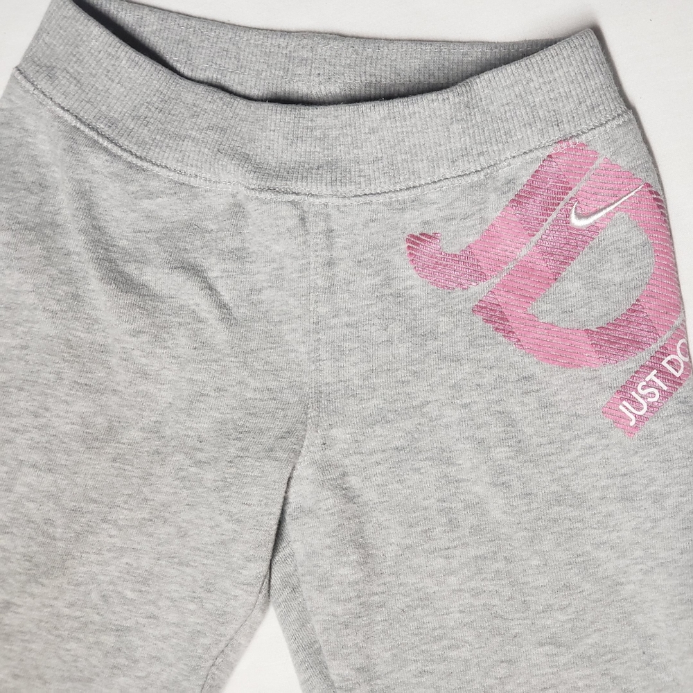 🛍2/$10 EUC Girls Nike Joggers